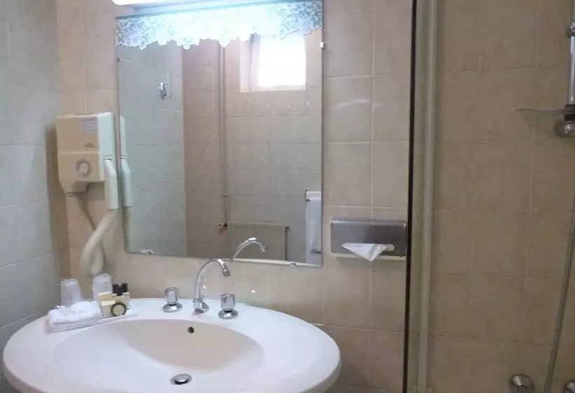 一ベッドルームエクゼクティブアパートメント, Logis Hôtel Le Rivage