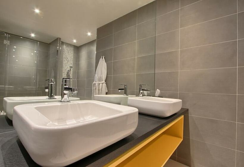 اتاق سوپریور, Timhotel Opéra Blanche Fontaine