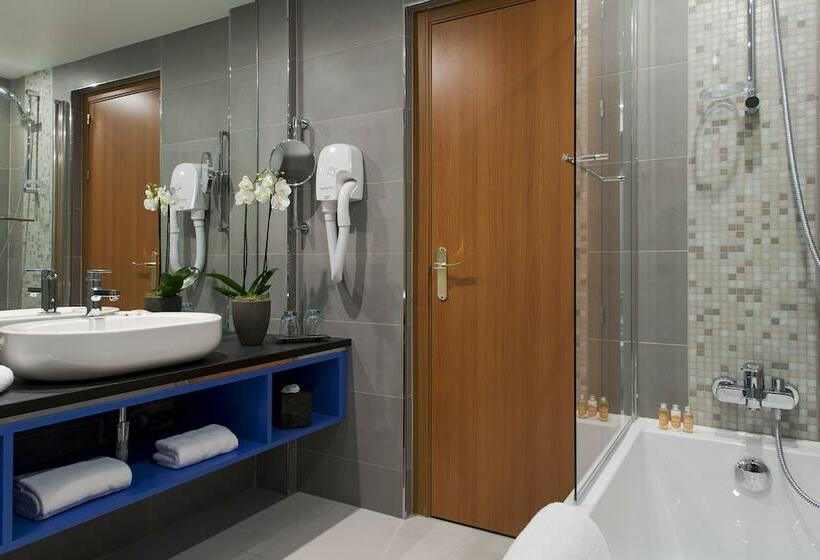 スイート, Timhotel Opéra Blanche Fontaine