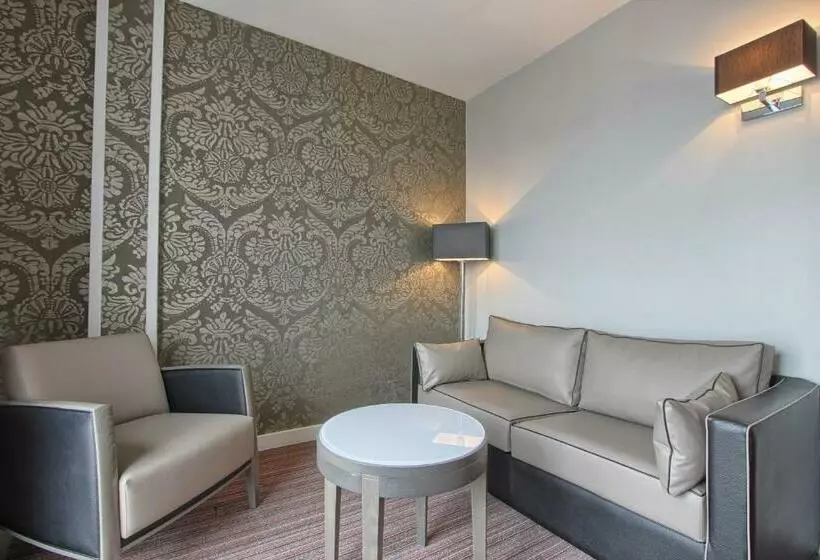 スイート, Timhotel Opéra Blanche Fontaine