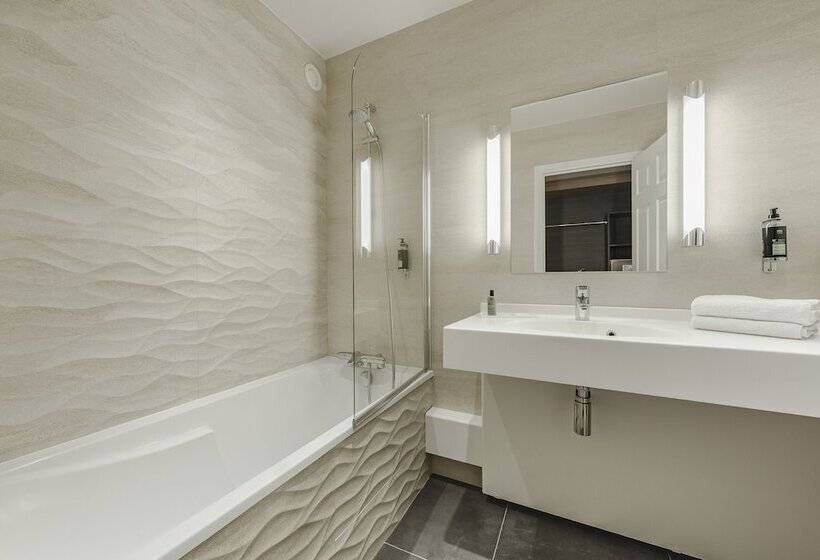 デラックスルーム, Du Parc