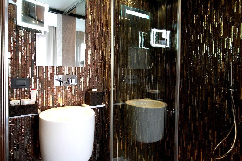 スイート, Hôtel Elysées Paris