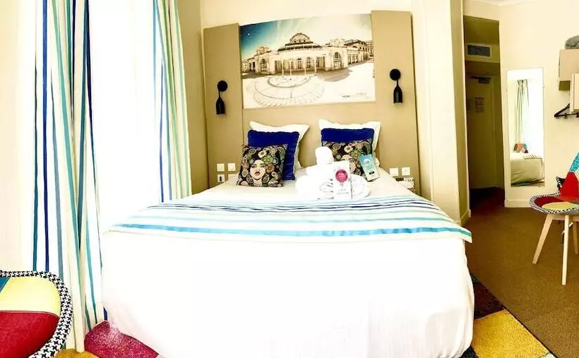 スタンダードルーム, Kyriad Vichy Spa Cinq Mondes