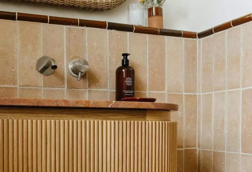バルコニー付きデラックスルーム, Capelongue, A Beaumier Hotel & Spa