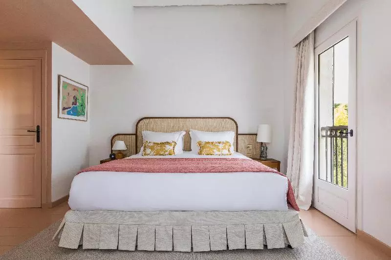 اتاق استاندارد, Hôtel La Tartane Saint Tropez