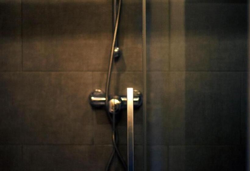 Quarto Estandar Individual, Bellevue Cannes