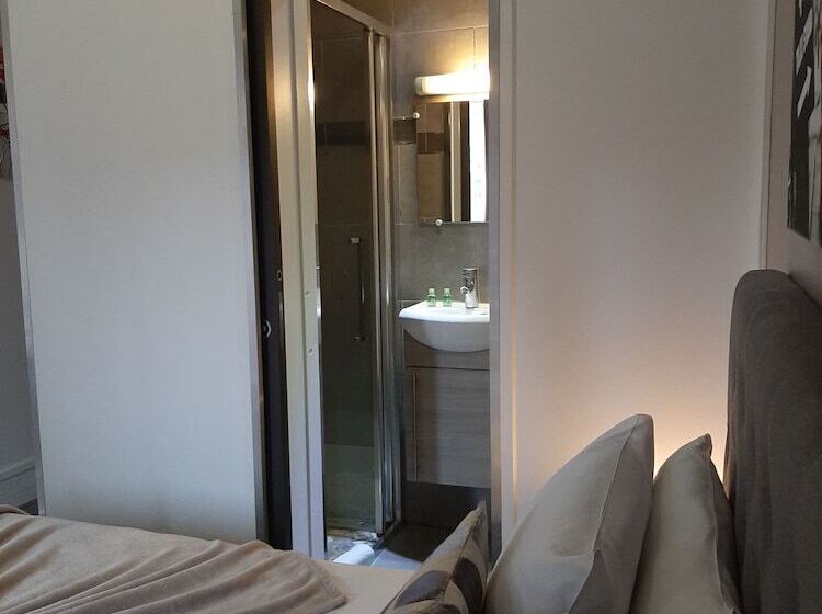 Quarto Estandar, Bellevue Cannes