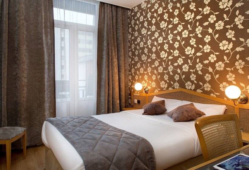 Номер Комфорт, Logis Hôtel Du Midi   Saint Etienne Sud