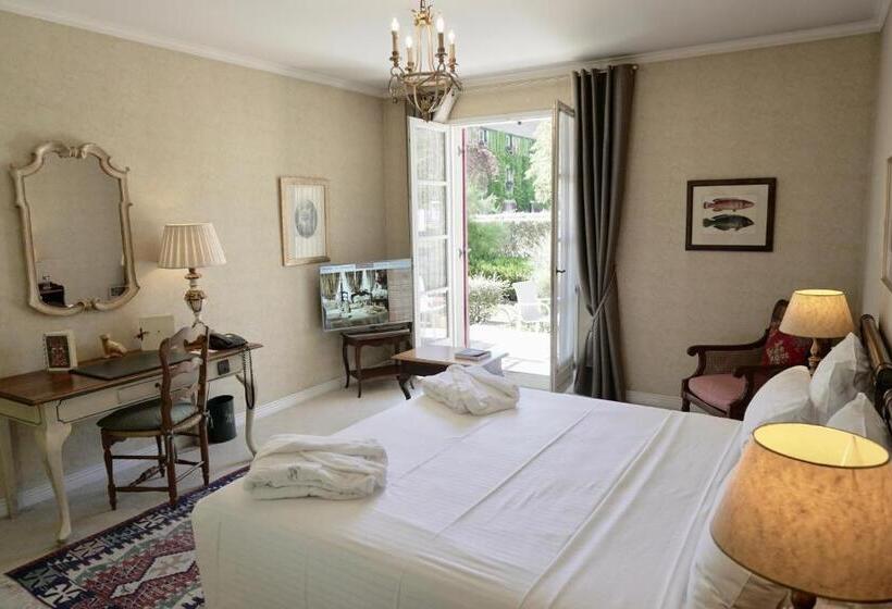 Номер Стандарт с Террасой, Le Manoir De Gressy