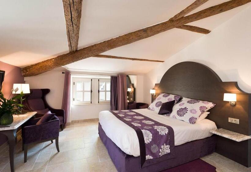 Номер Стандарт Трехместный, Moulin De Vernègues Hôtel & Spa