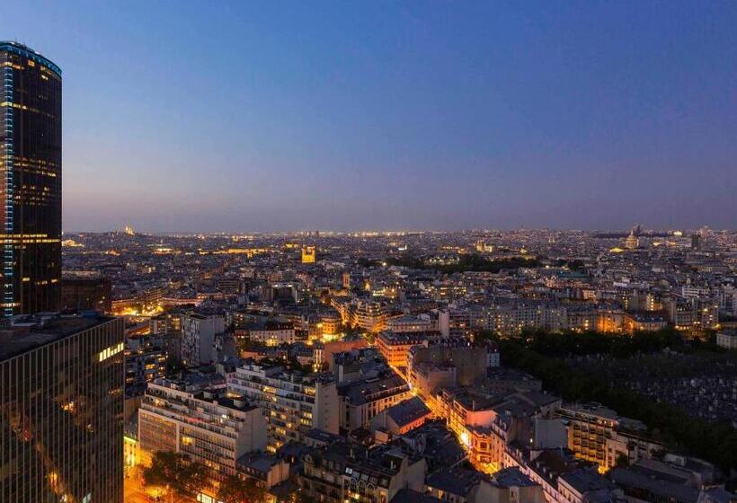 景色の見えるデラックスルーム, Pullman Paris Montparnasse