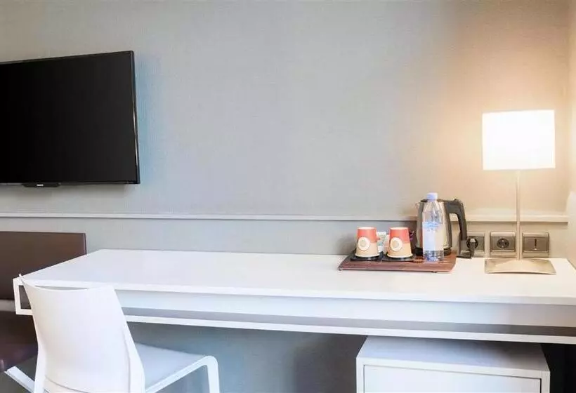 Comfort-huone, Quality Hotel La Marebaudière Vannes Centre