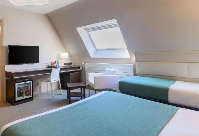 اتاق استاندارد چهار تخته, Quality Hotel La Marebaudière Vannes Centre
