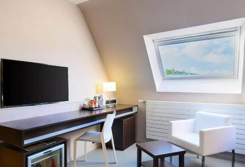 Standard Kolmen Hengen Huone, Quality Hotel La Marebaudière Vannes Centre