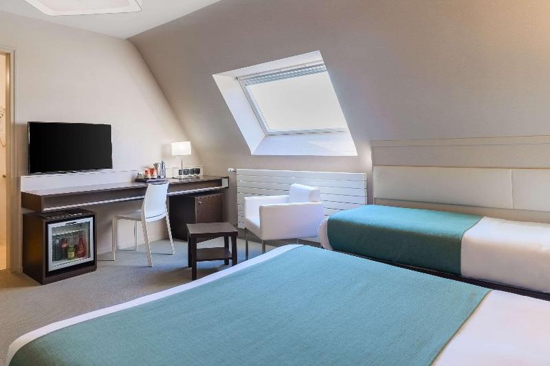 Номер Стандарт Трехместный, Quality Hotel La Marebaudière Vannes Centre