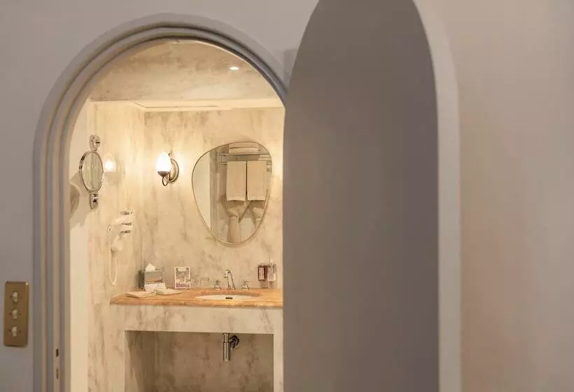 Junior Suite, Restaurant & Spa La Magdeleine Mathias Dandine