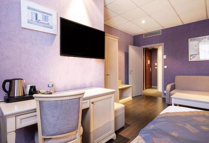 اتاق خانوادگی, Logis Hotel Darcy Dijon Centre