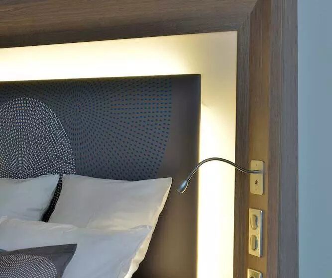 Classic-huone, Novotel Clermont Ferrand