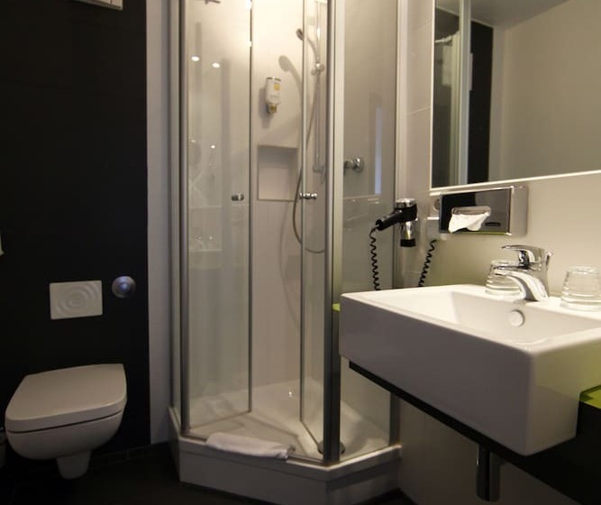 Номер Стандарт, Dietrich Bonhoeffer Hotel Berlin Mitte