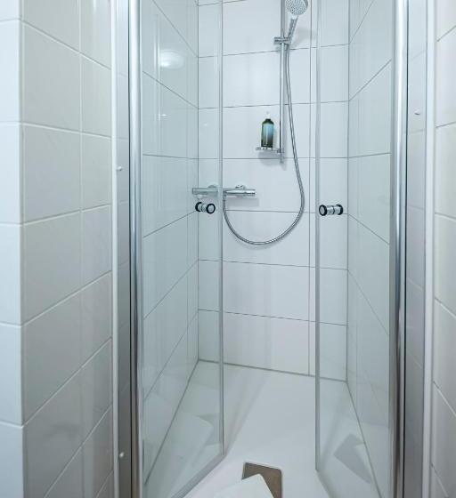 Номер Стандарт, Achat Hotel Frankfurt Airport