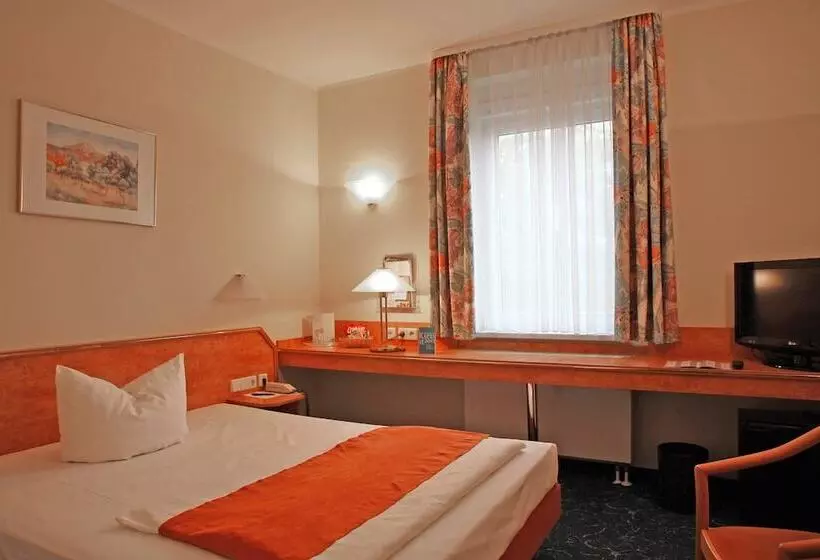 Standard Room, City Park