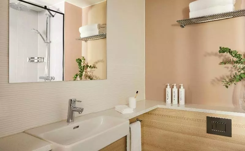 Standard-huone, Crowne Plaza Hamburg City Alster, An Ihg