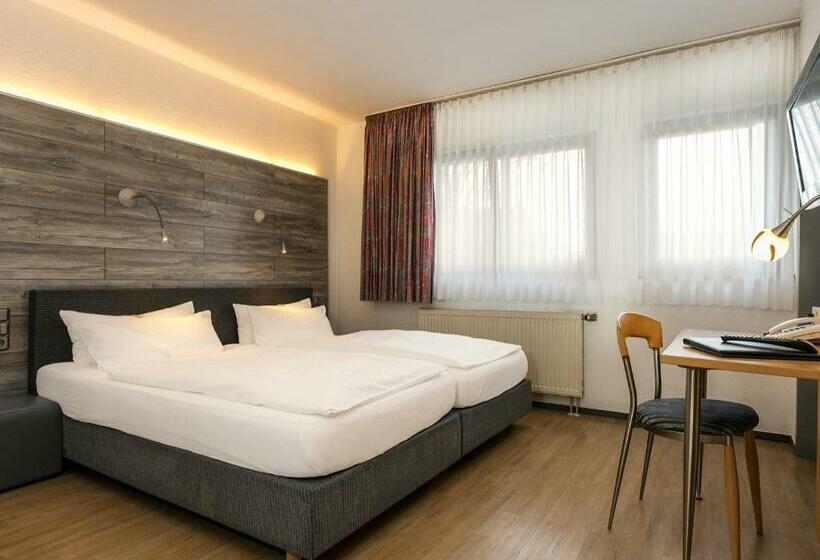 Номер Стандарт с Балконом, & Wirtshaus Hansen