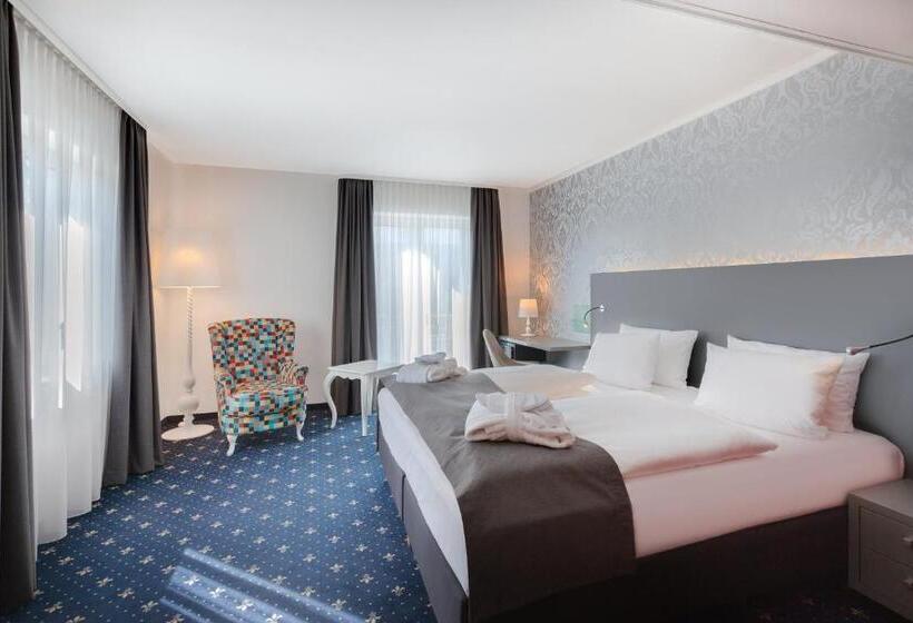 Номер Executive Кровать Кинг, Holiday Inn Dresden - City South, an IHG hotel