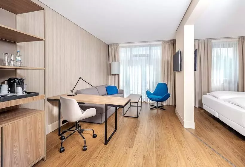 Chambre Familiale, NH München Unterhaching