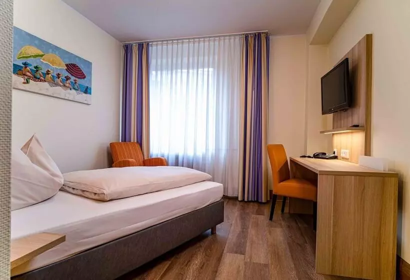 Standard Single Room, Am Stadtpark