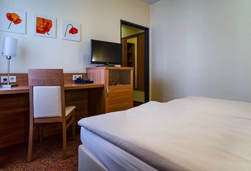 Standard Room, Am Stadtpark