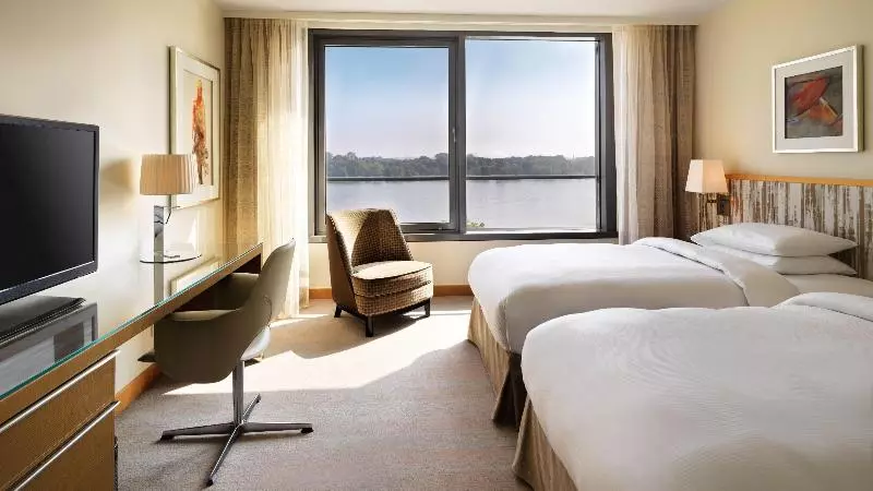 クラブルーム, Hyatt Regency Mainz