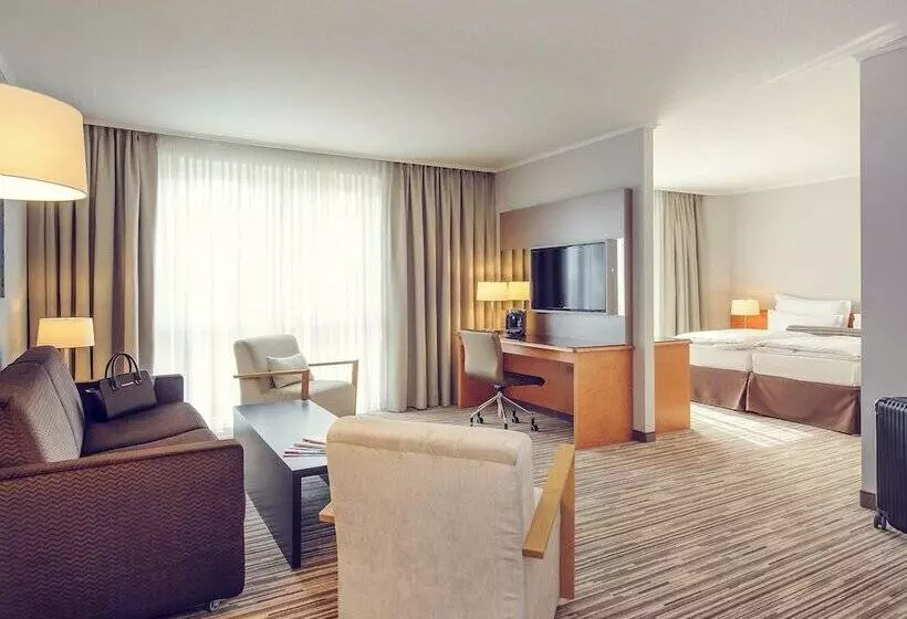 سوییت پرستیژ, Mercure  Dusseldorf Kaarst