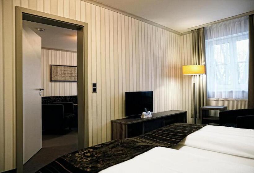 ハイドロマッサージバス付きスイート, Konsumhotel Dorotheenhof Weimar