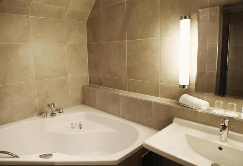 ハイドロマッサージバス付きスイート, Konsumhotel Dorotheenhof Weimar