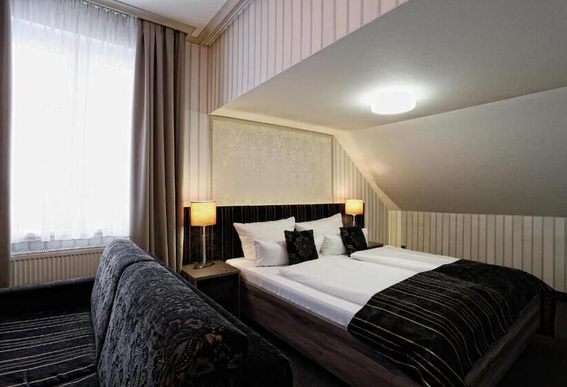 Семейный Номер, Konsumhotel Dorotheenhof Weimar