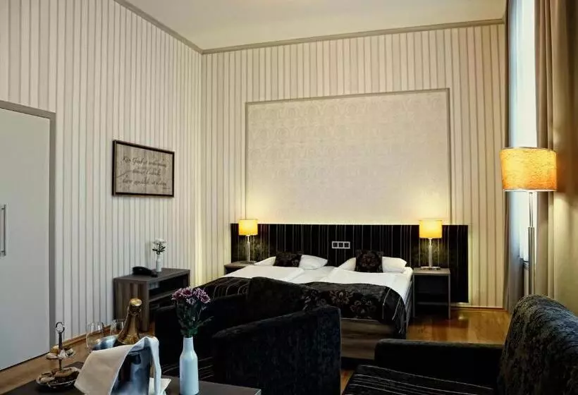 スタンダード４人部屋, Konsumhotel Dorotheenhof Weimar