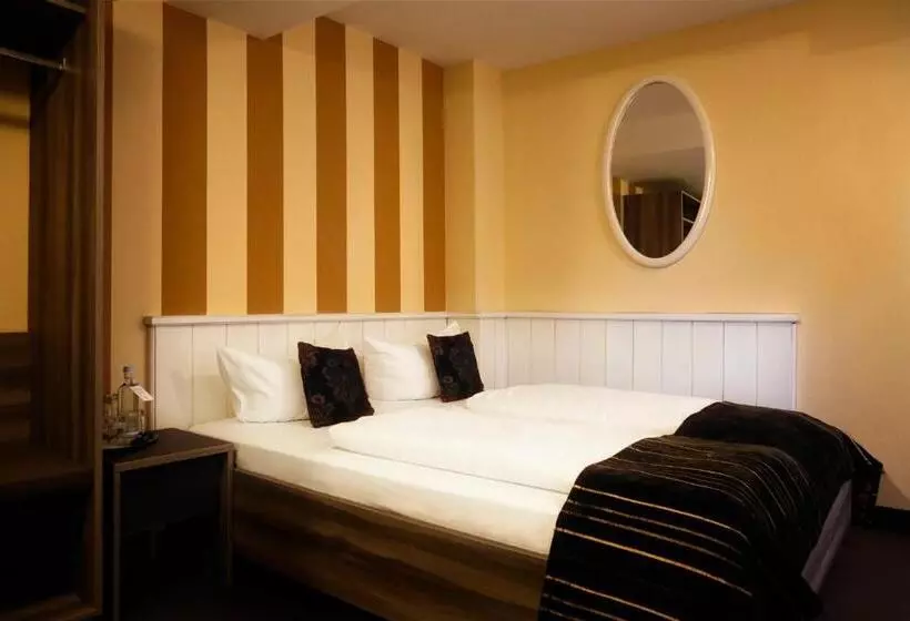 スタンダード４人部屋, Konsumhotel Dorotheenhof Weimar