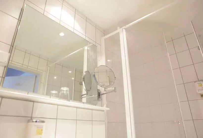 اتاق راحتی, Stadthotel Kassel