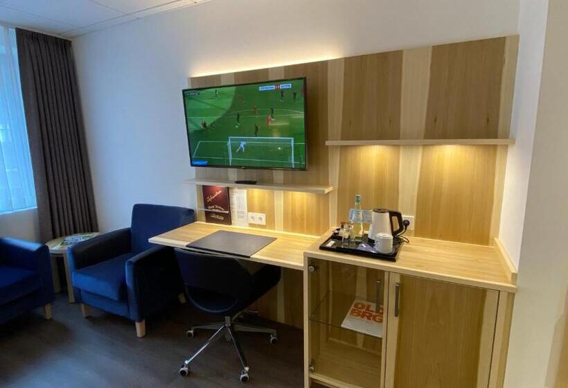 스탠다드 룸, Wieting