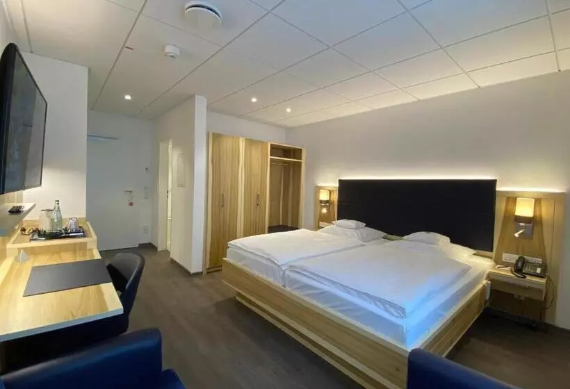 Standard Room, Wieting