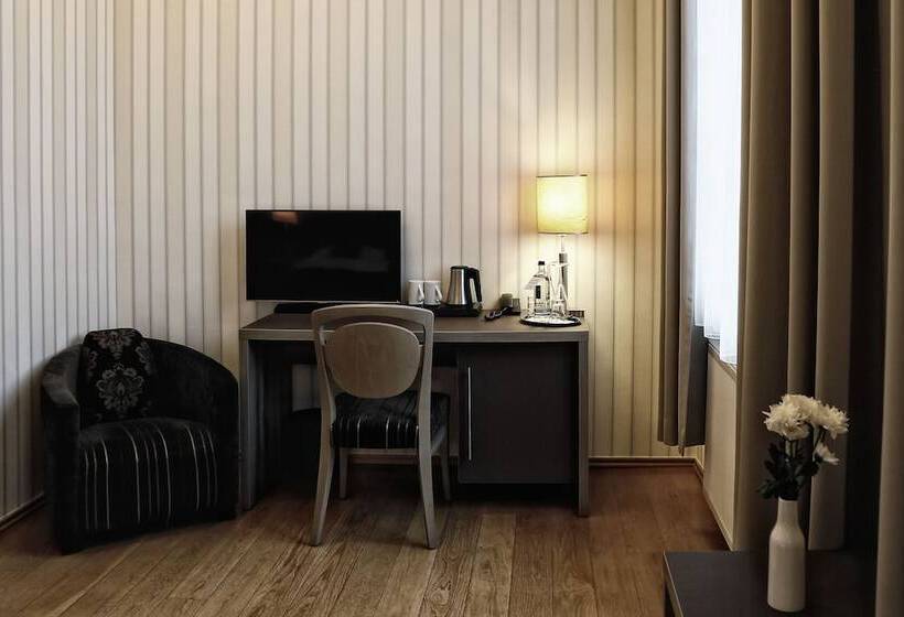コンフォートルーム, Konsumhotel Dorotheenhof Weimar
