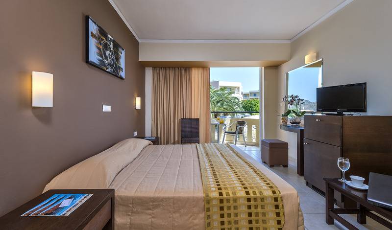 スタンダードルーム, Atrion Resort