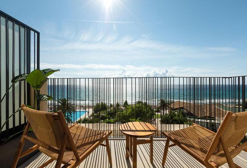 Люкс Семейный 2 Спальни, Domes Of Corfu, Autograph Collection