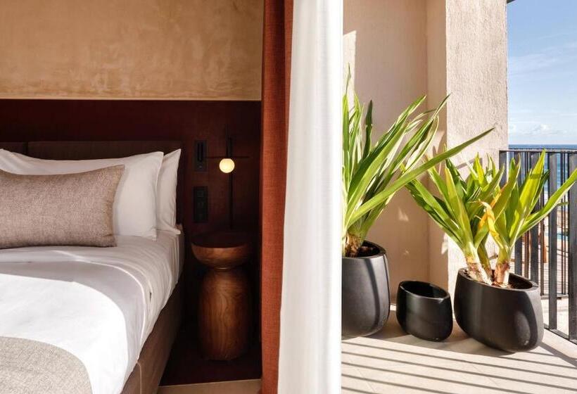 Family Suite, Domes Of Corfu, Autograph Collection