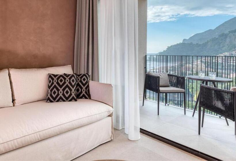 Полулюкс с Балконом, Domes Of Corfu, Autograph Collection