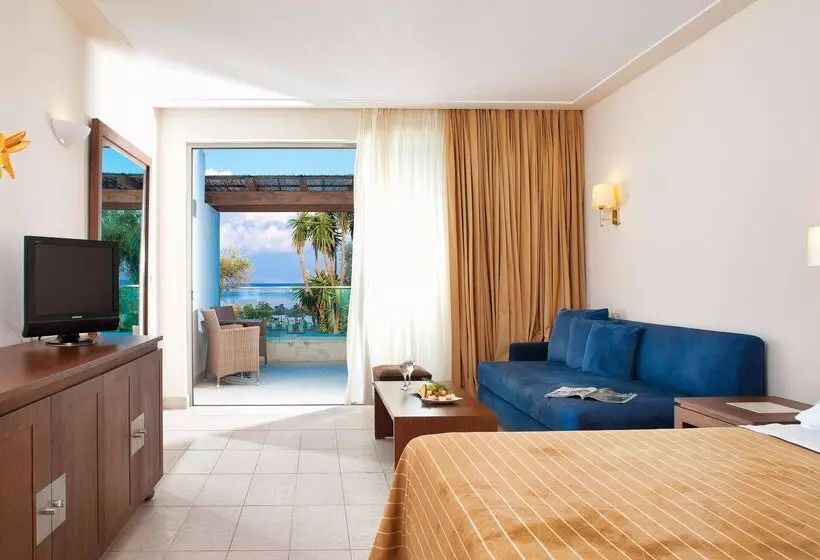 بانگلوی استاندارد با چشم‌انداز دریا, Kontokali Bay Resort & Spa