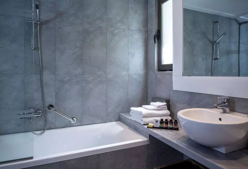 بانگلوی استاندارد با چشم‌انداز دریا, Kontokali Bay Resort & Spa