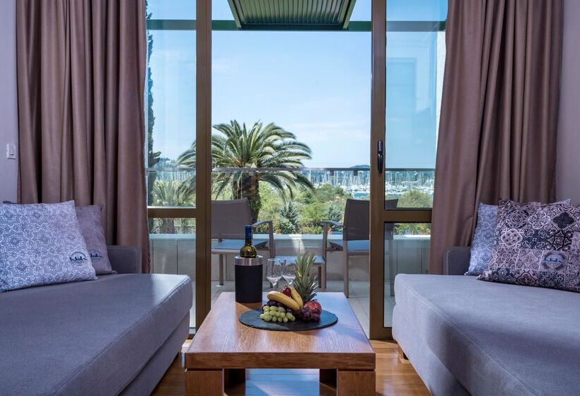 Семейный Номер Вид на Сад, Kontokali Bay Resort & Spa