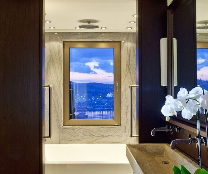 Президентский Люкс, Kontokali Bay Resort & Spa